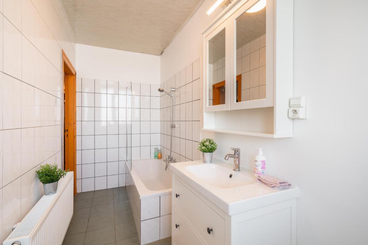 Large Antwerp City Center Apartments Εξωτερικό φωτογραφία