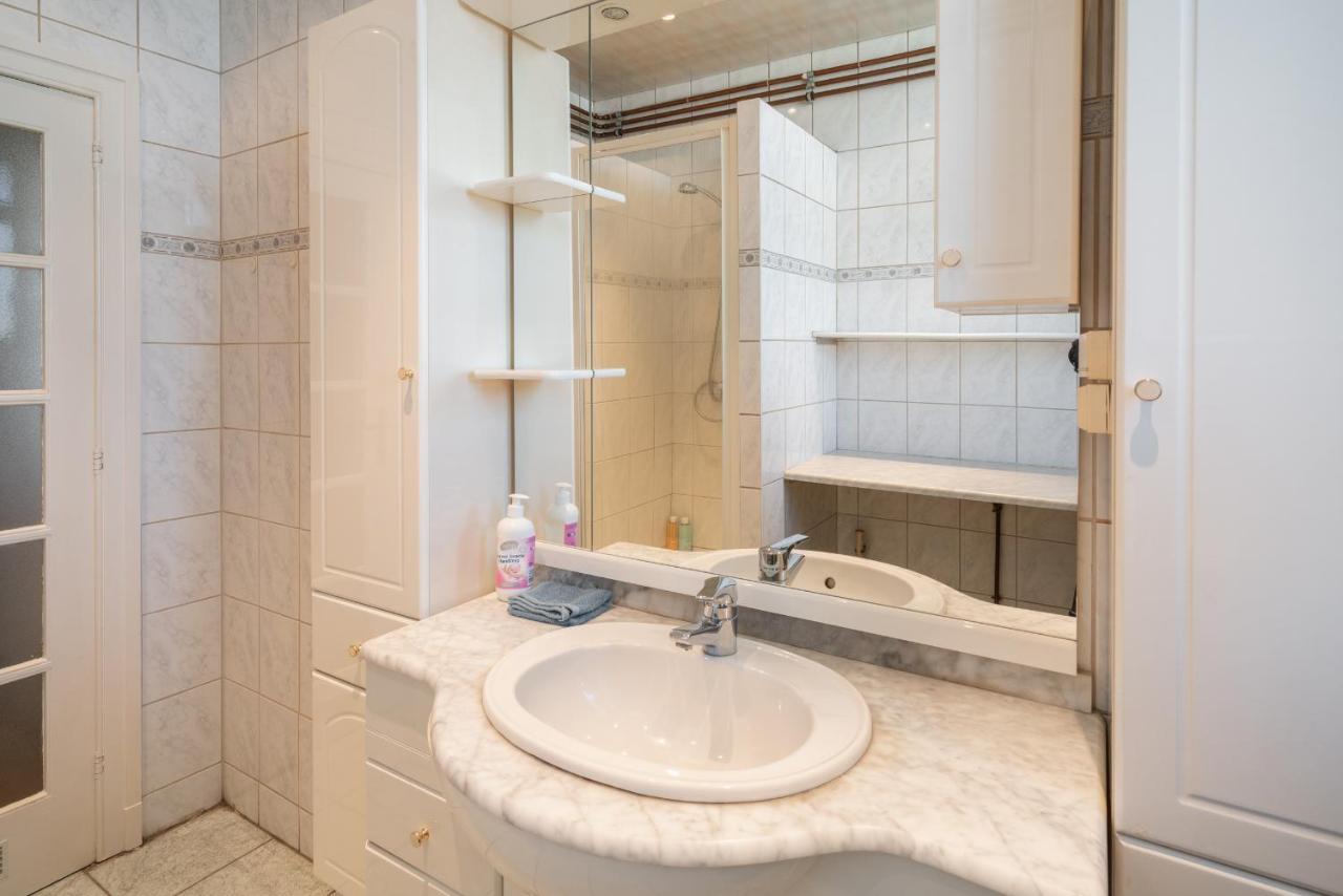 Large Antwerp City Center Apartments Εξωτερικό φωτογραφία
